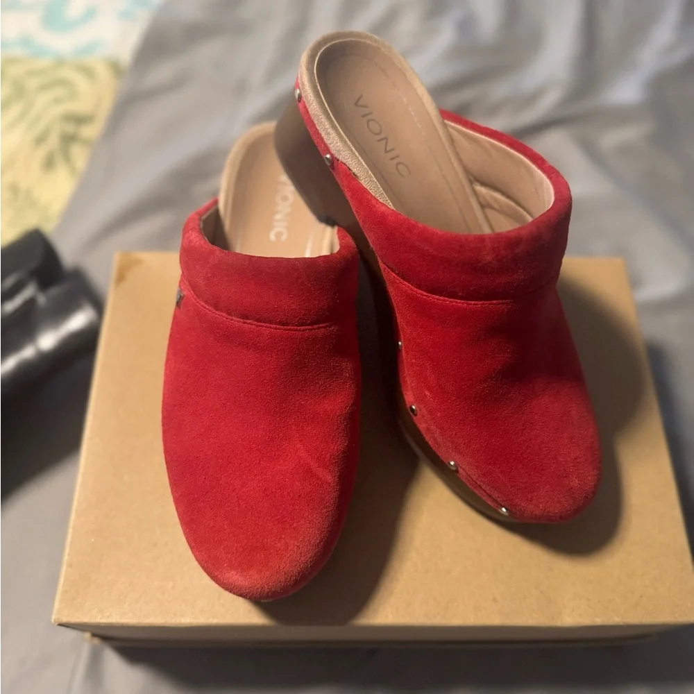 Vionic Women's Red Suede Clogs - Picture 2 of 3